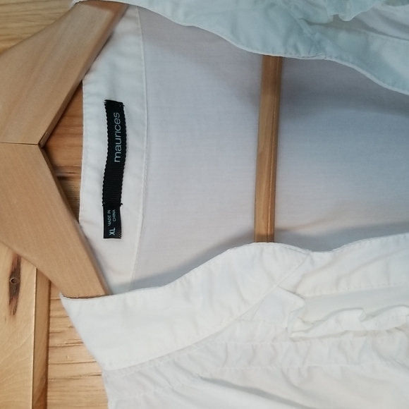 Maurices Ruffled Button Down Top - Size XL - Picture 2 of 5